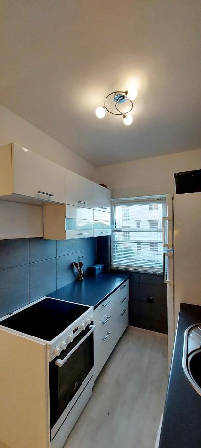 Apartman Near Fazana-500 From The Sea Exterior photo